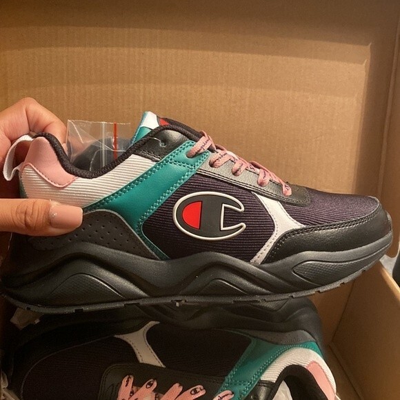 Champion 93 Eighteen vinatge inspired Sneakers size 5Y - Picture 4 of 7